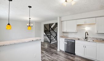 4626 BRENTLEIGH Ct, Annandale, VA 22003