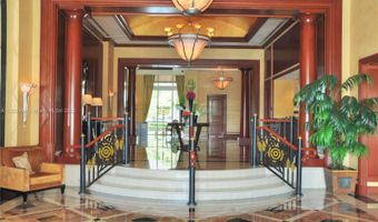 20201 E Country Club Dr 901, Aventura, FL 33180