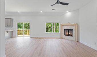 17 Westmorland Dr, Bella Vista, AR 72714