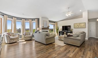 8409 Sunset Cir, Brandon, SD 57005