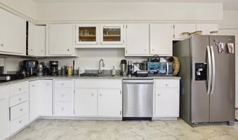 6308 LENOX Rd, Bethesda, MD 20817