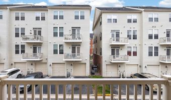 25335 CURIOSITY Sq, Aldie, VA 20105