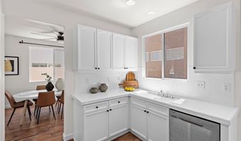 205 Woodcrest Ln, Aliso Viejo, CA 92656