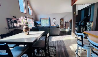 1907 Gold Dust Rd, Cascade, ID 83611
