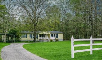 220 Albacore Rd, Bonneau, SC 29431