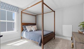 300 Crest Ln, Adams Twp., PA 16046