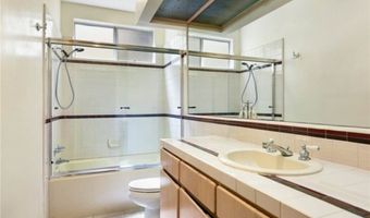 1927 Glendon Ave 201, Los Angeles, CA 90025
