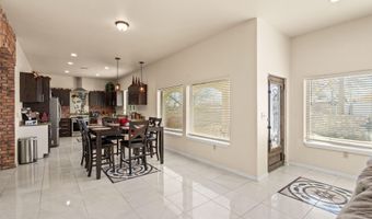 10728 Regina Dr, Socorro, TX 79927