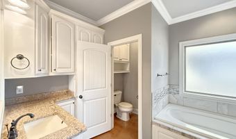 613 Emerald Ct, Brandon, MS 39047