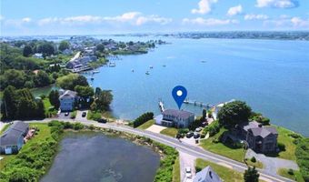 72 Marine Dr, Narragansett, RI 02882
