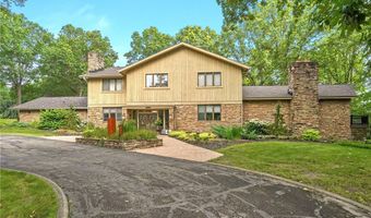 889 Eaton Ave, Akron, OH 44303