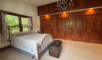 385 Cochran Rd, Aurora, OH 44202
