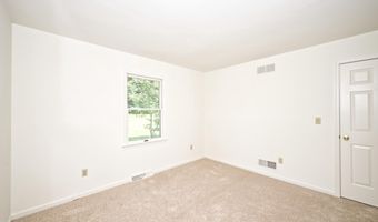 806 LYNNBURY WOODS, Dover, DE 19901