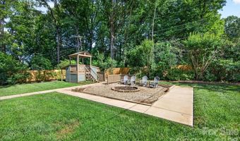 1333 Woodland Dr, Charlotte, NC 28205