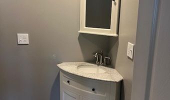 9 Village View Dr, Barboursville, WV 25504