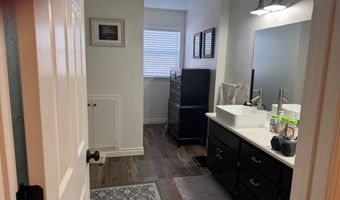 8041 U.S. 62, Ash Flat, AR 72539