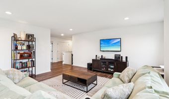 4309 Ironclad Dr, Bargersville, IN 46106
