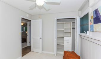 564 Uluhala St, Kailua, HI 96734