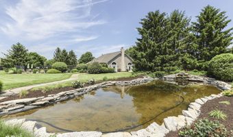 7386 Lake Lakota Pl, Indianapolis, IN 46217