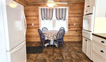 1857 Walnut Dr, Ashtabula, OH 44004