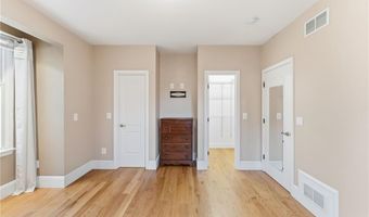 71 Norton Ave, Cranston, RI 02920