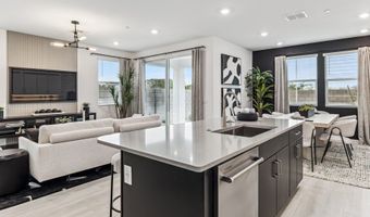 1153 E KACHINA Trl, Phoenix, AZ 85042