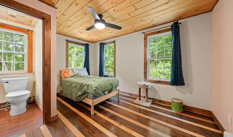 164 Stagecoach Rd, Barrington, NH 03825