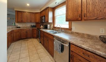 804 6th Ave, Alton, IA 51003