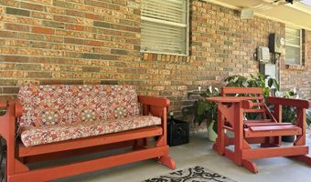 12222 Tickfaw Dr, Baton Rouge, LA 70818