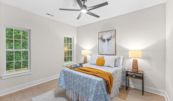 518 First St, Apex, NC 27502