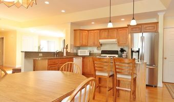 122 Chickadee Ln, Bangor, ME 04401