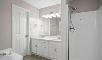 1027 Regency Dr, Acworth, GA 30102