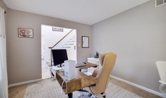 299 Scenic Dr, Blakeslee, PA 18610