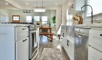 26 Oneil St, Bergenfield, NJ 07621