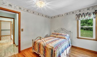 154 Walnut Dr, Amherst, OH 44001
