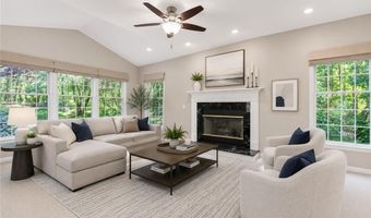 11 Prides Crossing Ln, North Kingstown, RI 02874