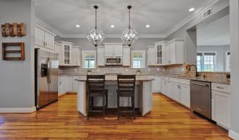 41744 IVY GLEN Ct, Ashburn, VA 20148
