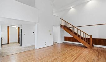 206 N Pearl St 102, Albany, NY 12207