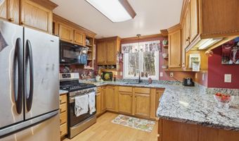 13 Elm St, Antrim, NH 03440