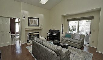 10 Sweet Bay Ln, Amherst, NY 14221