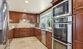 409 Wanaao Rd, Kailua, HI 96734