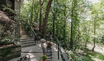 210 Riverview Rd, Athens, GA 30606