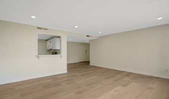 4600 DUKE St 1501, Alexandria, VA 22304