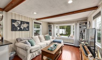 15 Palmer Rd, Beverly, MA 01915