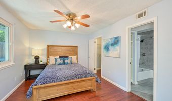 582 AQUATIC Dr, Atlantic Beach, FL 32233