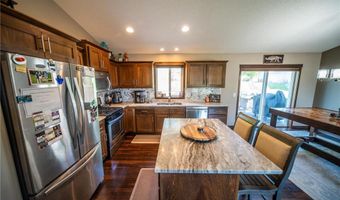 426 Creek Ave, Delano, MN 55328