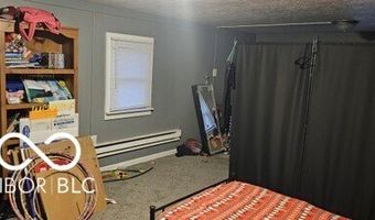 1006 Columbia Ave, Alexandria, IN 46001