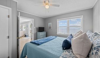 66 E North Shore Ln, Arapahoe, NC 28510