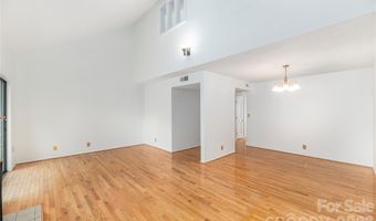 30 Maple Ridge Ln, Asheville, NC 28806