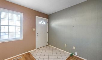 842 Wendevy Ct, Ballwin, MO 63011